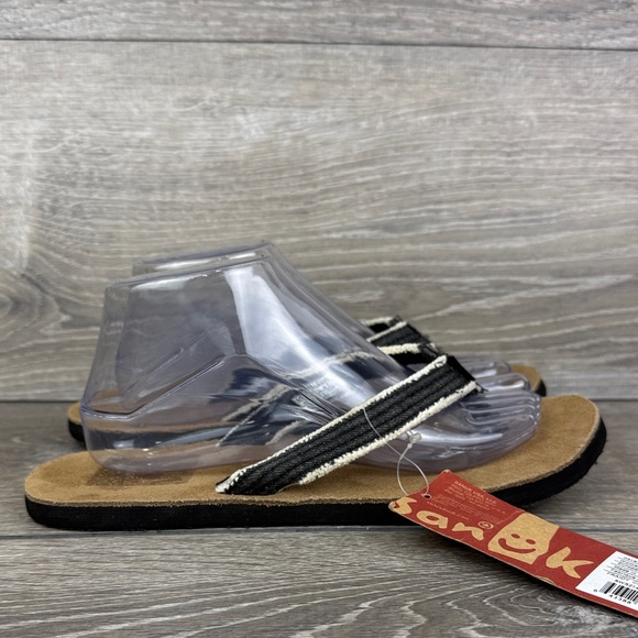 Sanuk Shoes - Sanuk Fraidy Cat Women’s Sz 10/EU 41 Black White Tan Slip On Flip Flop Sandals